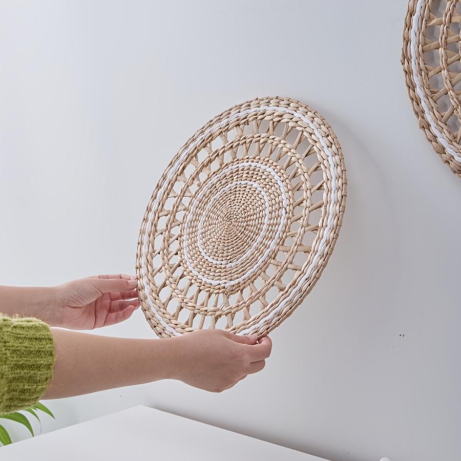1PC Hand-woven Paper Wall Pendant, Living Room Decorative Plate, Bohemian Style, Can Be Used As A Gift or Placemat Decoration
1PC Hand-woven Paper Wall Pendant, Living Room Decorative Plate, Bohemian Style, Can Be Used As A Gift or Placemat Decoration
