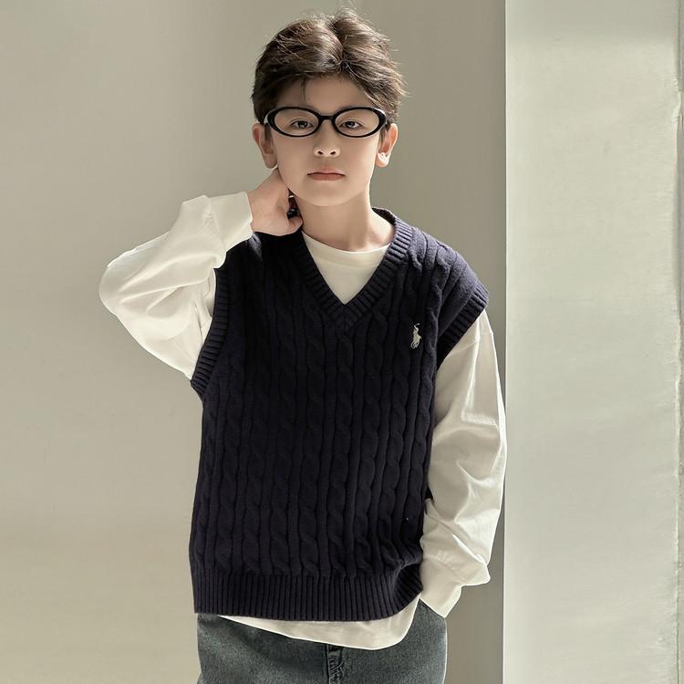 Комплект для мальчиков в корейском стиле на осень 2025 года: жилет-свитер и топ с длинным рукавом - универсальный однотонный, в академическом стиле, для больших и средних детей 150 cm темно-синий
Комплект для мальчиков в корейском стиле на осень 2025 года: жилет-свитер и топ с длинным рукавом - универсальный однотонный, в академическом стиле, для больших и средних детей 150 cm темно-синий