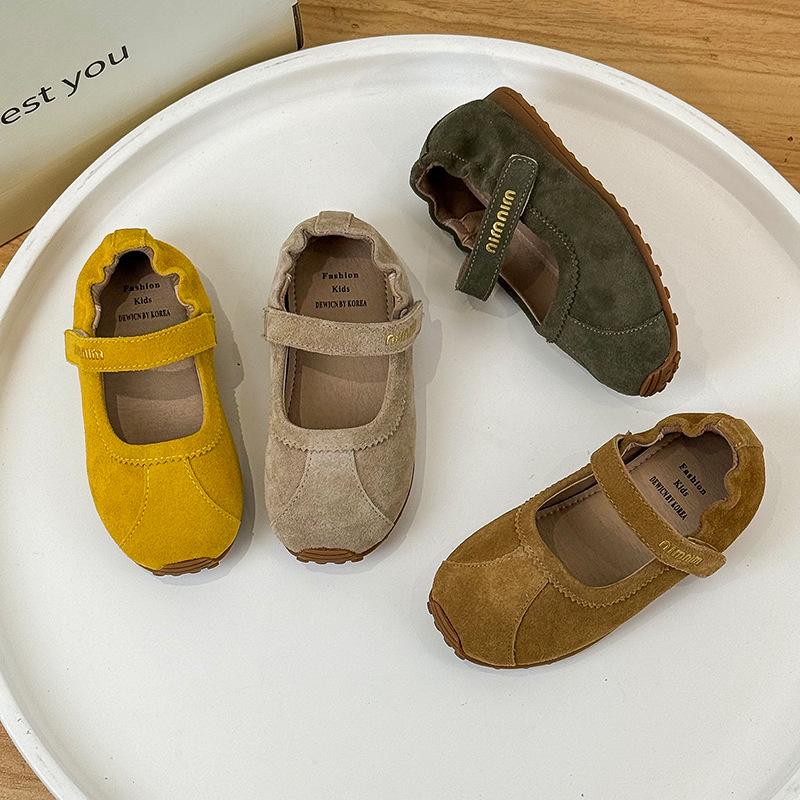 2025 Spring Korean Style Matte Genuine Leather Girls Mary Jane Shoes - Simple, Fashionable, and Flat with a Soft Sole. 22-25 set of 4 жовтий
2025 Spring Korean Style Matte Genuine Leather Girls Mary Jane Shoes - Simple, Fashionable, and Flat with a Soft Sole. 22-25 set of 4 жовтий