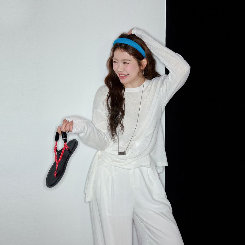 Korean Style Lazy Chic Plus-Size Women s Clothing for Slightly Chubby Figures, Slimming Outfit, Fashionable White Blouse with Drapey Wide-Leg Pants Top - Second Batch L
Korean Style Lazy Chic Plus-Size Women s Clothing for Slightly Chubby Figures, Slimming Outfit, Fashionable White Blouse with Drapey Wide-Leg Pants Top - Second Batch L