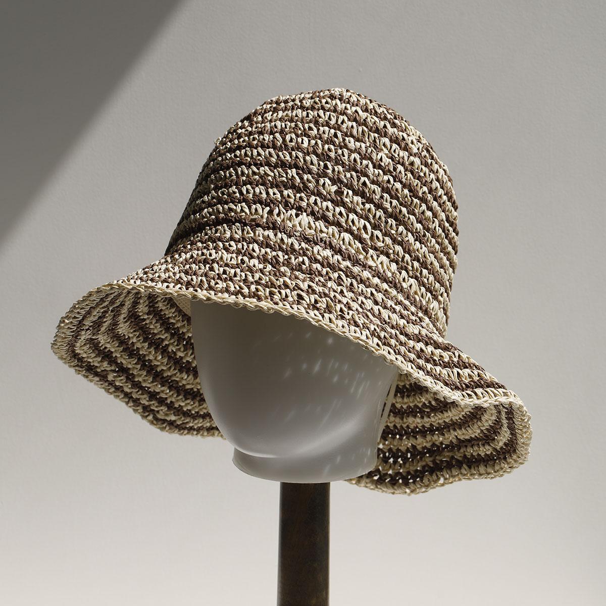 FASHION stripe Handmade High quality Simple 2026 NEW Sun Hat Floppy Summer Hats For Women Beach Panama Straw Dome Bucket Hat 56-58cm
FASHION stripe Handmade High quality Simple 2026 NEW Sun Hat Floppy Summer Hats For Women Beach Panama Straw Dome Bucket Hat 56-58cm