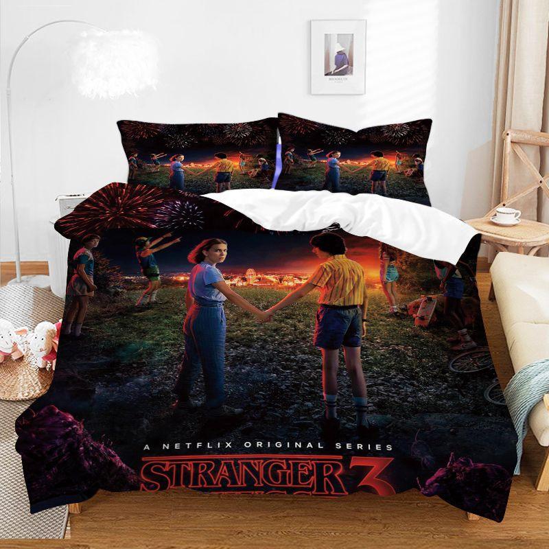 Трикомпонентний домашній текстиль Підковдра Чотирикомпонентний Stranger Things 3D Цифровий друк Підковдра Наволочка Постільна білизна 135*200
Трикомпонентний домашній текстиль Підковдра Чотирикомпонентний Stranger Things 3D Цифровий друк Підковдра Наволочка Постільна білизна 135*200
