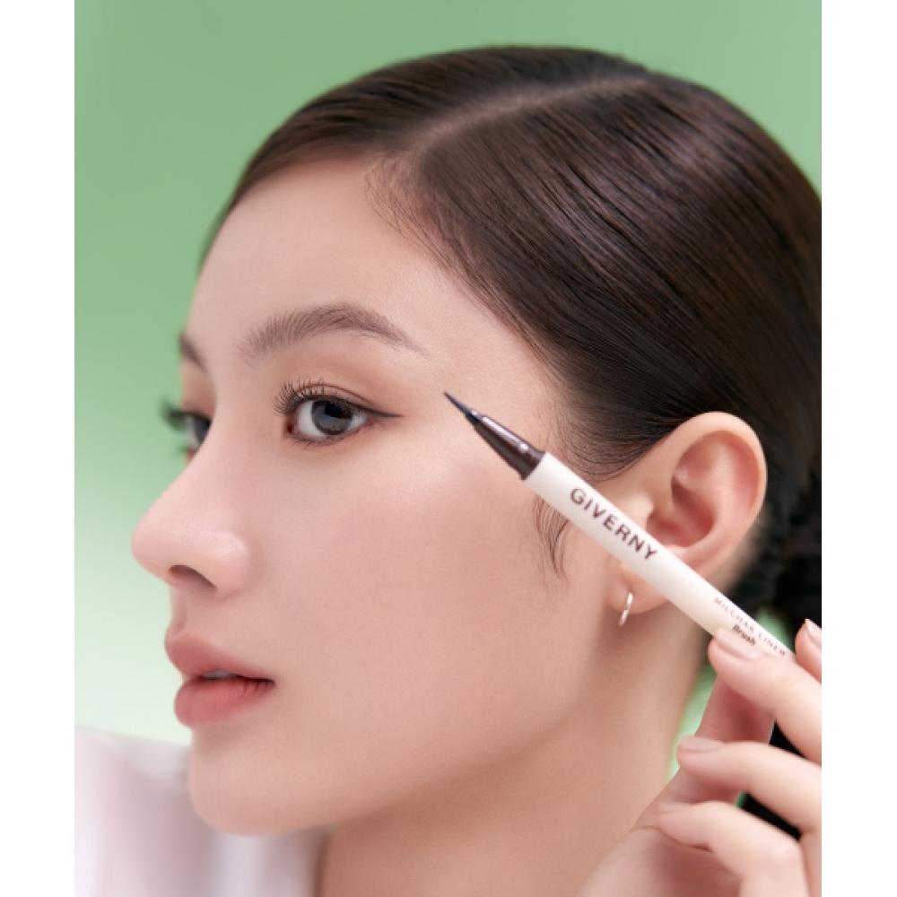Giverny Close Contact Brush Liner 03 brown
Giverny Close Contact Brush Liner 03 brown