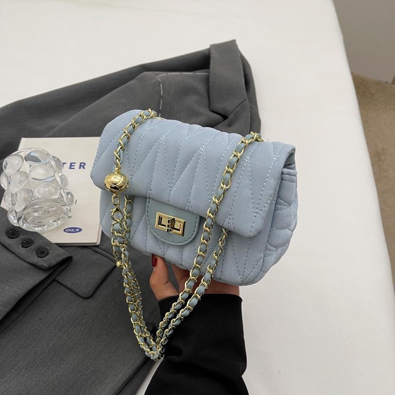 Женская сумка Diamond 2025 года высшего качества: Новая мода весна/лето, простая квадратная сумка через плечо в корейском стиле синий
Женская сумка Diamond 2025 года высшего качества: Новая мода весна/лето, простая квадратная сумка через плечо в корейском стиле синий