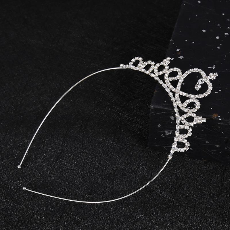 Children s Rhinestone Crown Headband - Princess Tiara for Holiday Performances
Children s Rhinestone Crown Headband - Princess Tiara for Holiday Performances