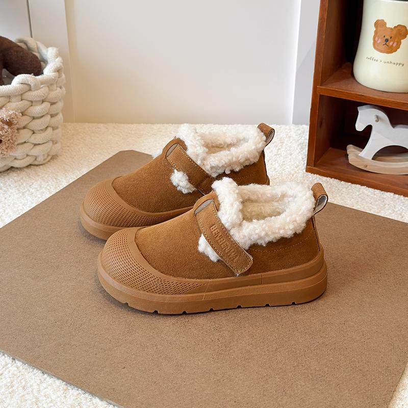 Winter Kids Outdoor Plush Shoes Soft Bottom Girls Fashion Causal Shoes Retro Versatile School Soft Children s Warm Cotton Shoes 37
Winter Kids Outdoor Plush Shoes Soft Bottom Girls Fashion Causal Shoes Retro Versatile School Soft Children s Warm Cotton Shoes 37