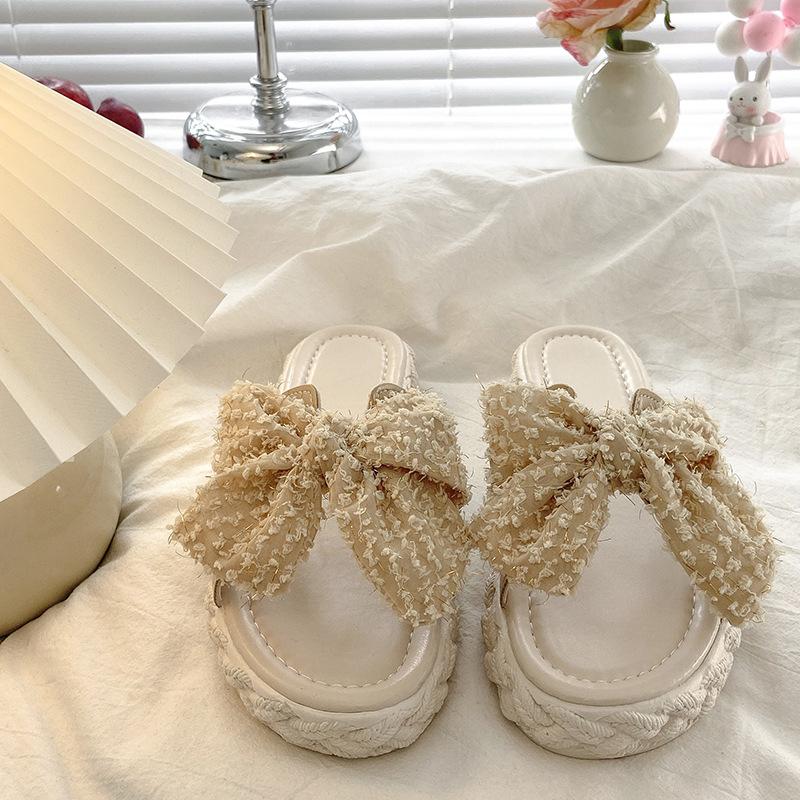 High-value design cool slippers women s summer fashion bow new go out niche beach shoes 35
High-value design cool slippers women s summer fashion bow new go out niche beach shoes 35