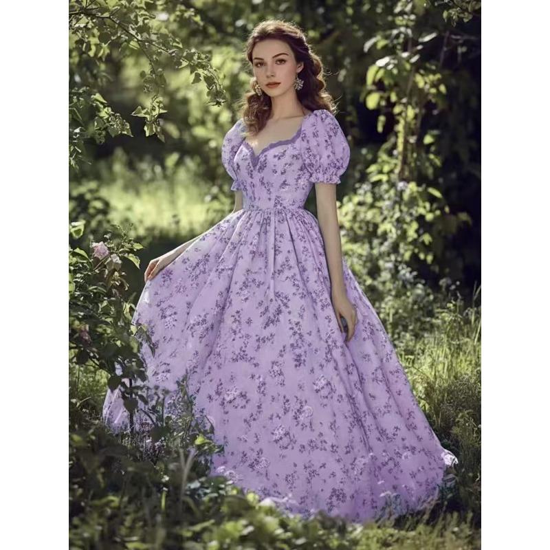 In stock, the new small floral print V-neck bubble sleeve women s dress. XXL
In stock, the new small floral print V-neck bubble sleeve women s dress. XXL