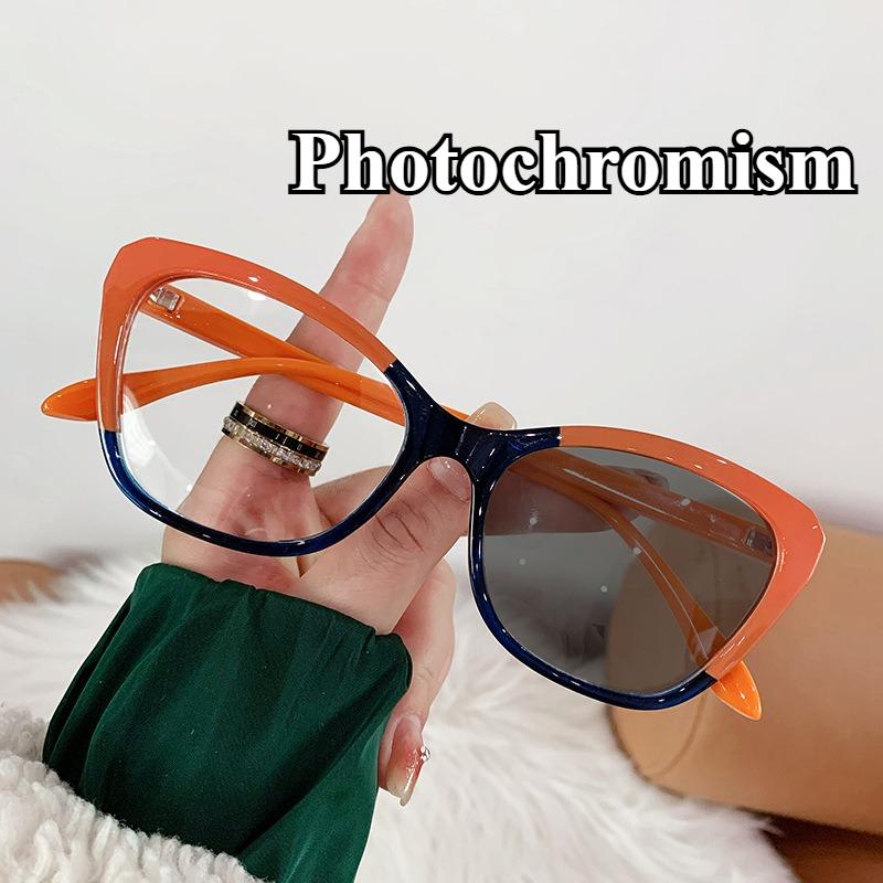 Фотохромные модные ультралегкие очки для женщин, кошачий глаз, HD плоская линза, новая персонализированная оправа
Фотохромные модные ультралегкие очки для женщин, кошачий глаз, HD плоская линза, новая персонализированная оправа
