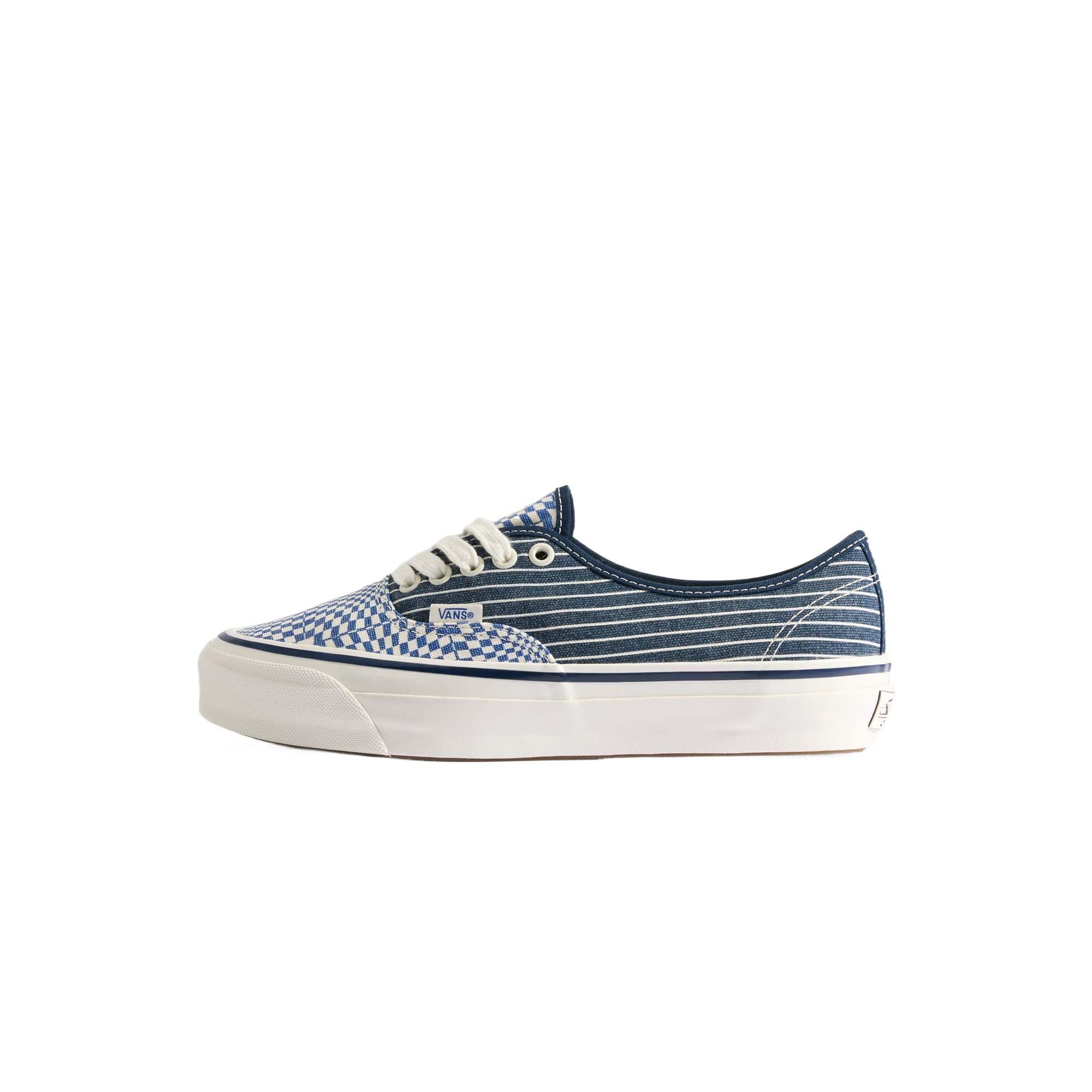 Vans Authentic 44 LX Checker Stripe - Teal Unisex Sneakers Blue Multi-Color VN000D9NAHD 43
Vans Authentic 44 LX Checker Stripe - Teal Unisex Sneakers Blue Multi-Color VN000D9NAHD 43