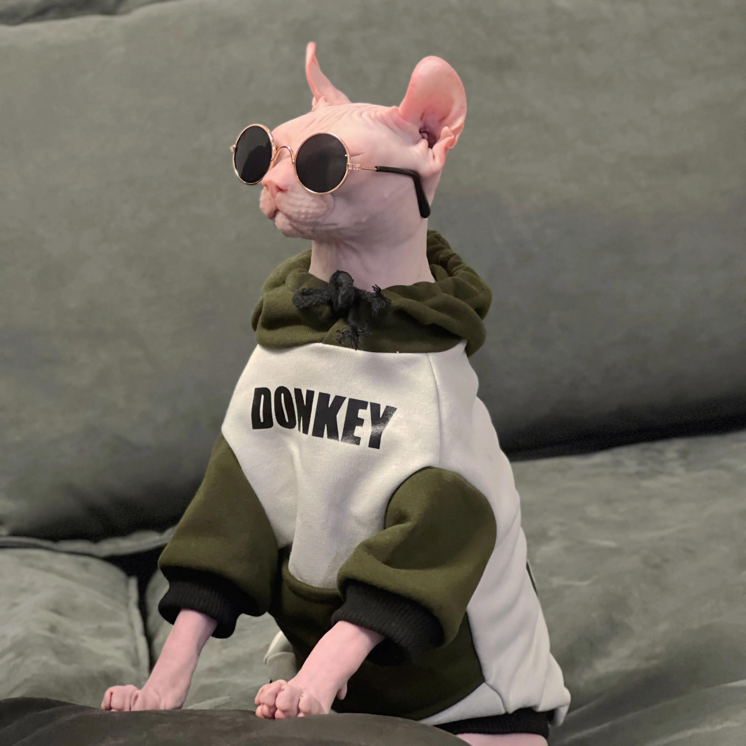 Warm Fashion Hooded Sweatshirt for Sphynx Cat Clothing Winter Thick Long Sleeves Coat for Devon Rex Soft Loungewear for Kittens 3XL(5.5-6.5KG)
Warm Fashion Hooded Sweatshirt for Sphynx Cat Clothing Winter Thick Long Sleeves Coat for Devon Rex Soft Loungewear for Kittens 3XL(5.5-6.5KG)