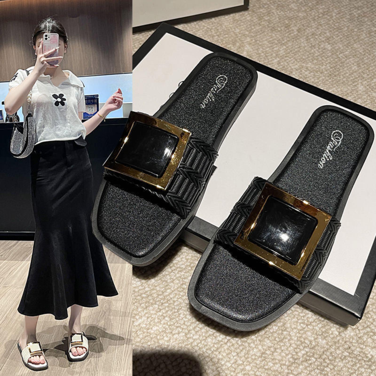 Summer women s slippers, trendy soft-soled sandals, casual and stylish beach outdoor women s flat slippers 41 чорний
Summer women s slippers, trendy soft-soled sandals, casual and stylish beach outdoor women s flat slippers 41 чорний