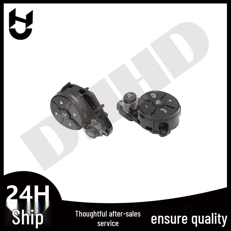 Mercedes C-Class W204 Steering Wheel Control Buttons (2048210351, 2048210451) Right
Mercedes C-Class W204 Steering Wheel Control Buttons (2048210351, 2048210451) Right