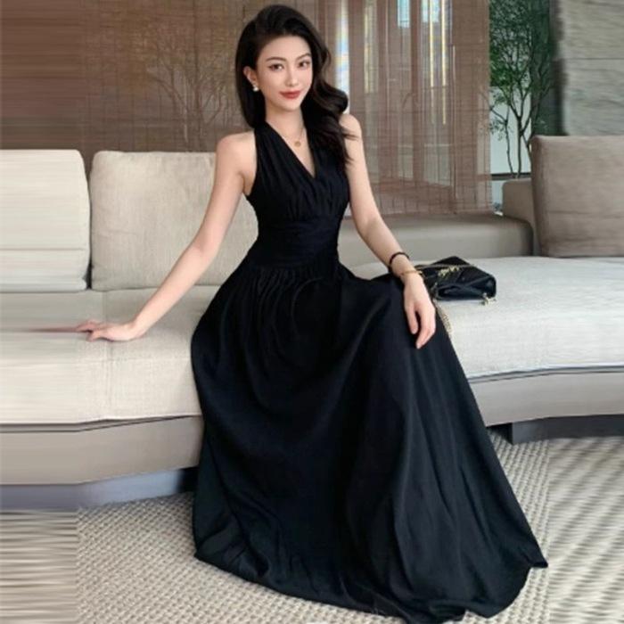 French white sleeveless neck v-neck dress for women s summer new beautiful waist and thin big swing dress 2XL чорний
French white sleeveless neck v-neck dress for women s summer new beautiful waist and thin big swing dress 2XL чорний