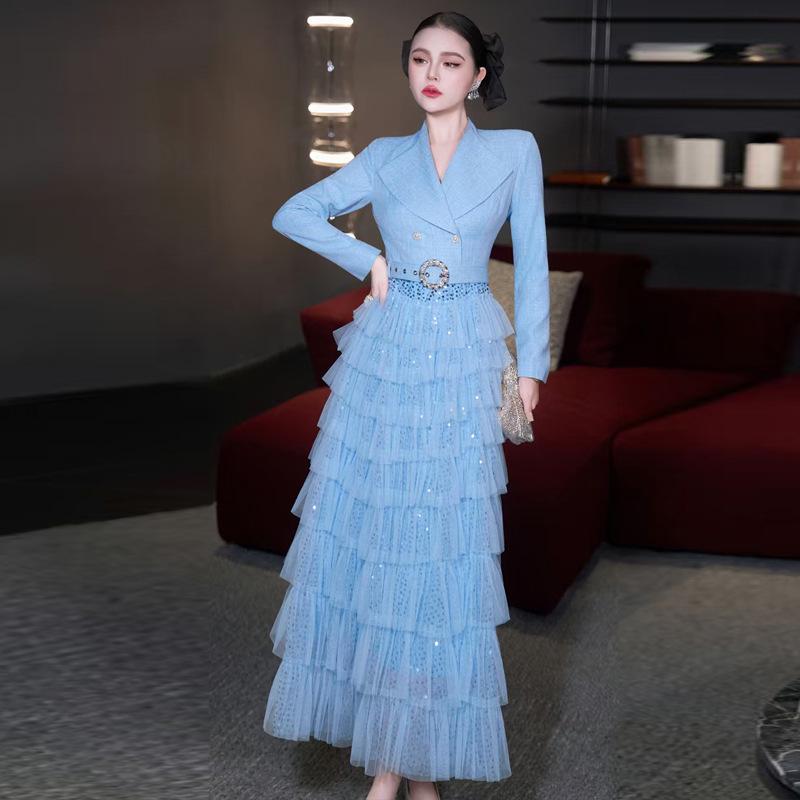 Women s Spring/Autumn 2025 Double-Breasted Sequin Mesh Gown with Lapel and Long Sleeves S
Women s Spring/Autumn 2025 Double-Breasted Sequin Mesh Gown with Lapel and Long Sleeves S