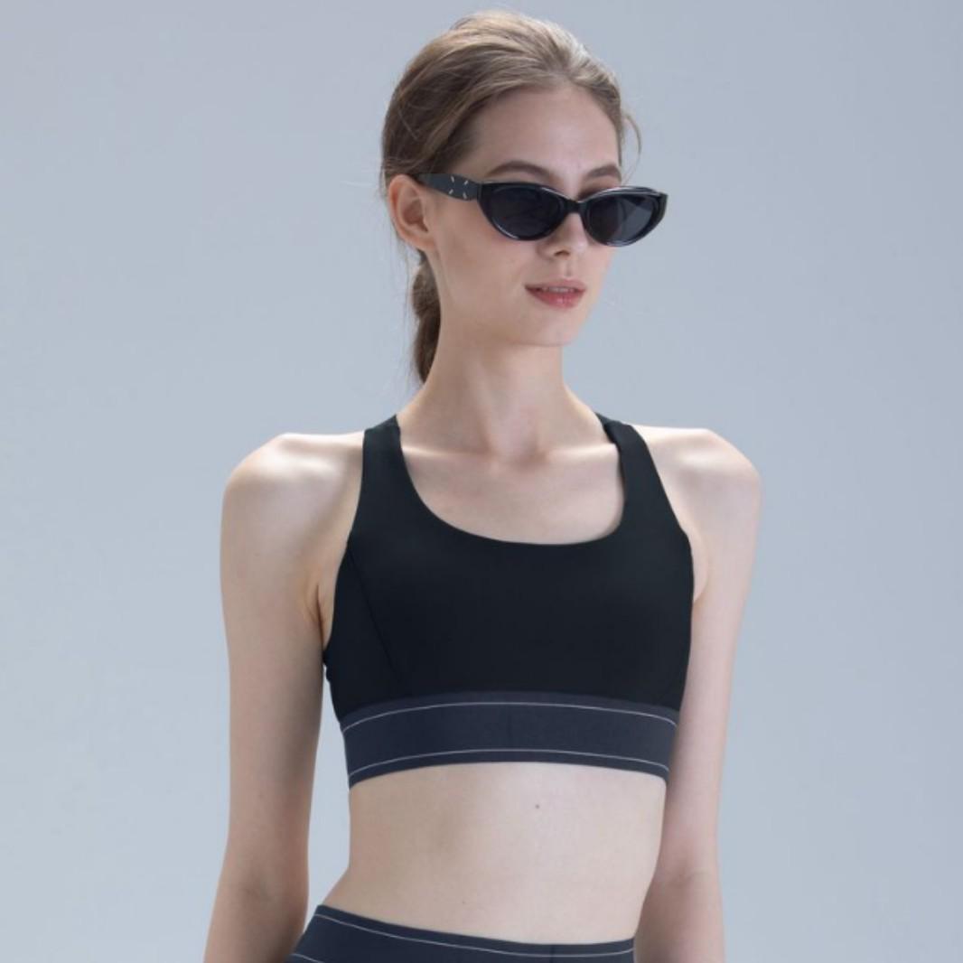 Women s High-Elasticity Sports Bra with Adjustable Straps - European & American Yoga Wear XL
Women s High-Elasticity Sports Bra with Adjustable Straps - European & American Yoga Wear XL