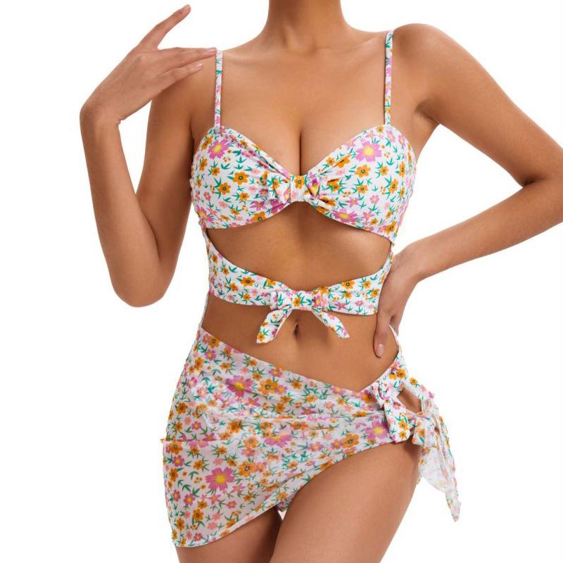 Европейский и американский новый цельный купальник на шнуровке обтягивающий маленький свежий цветочный треугольный пряжа праздничный костюм женский оптом S
Европейский и американский новый цельный купальник на шнуровке обтягивающий маленький свежий цветочный треугольный пряжа праздничный костюм женский оптом S