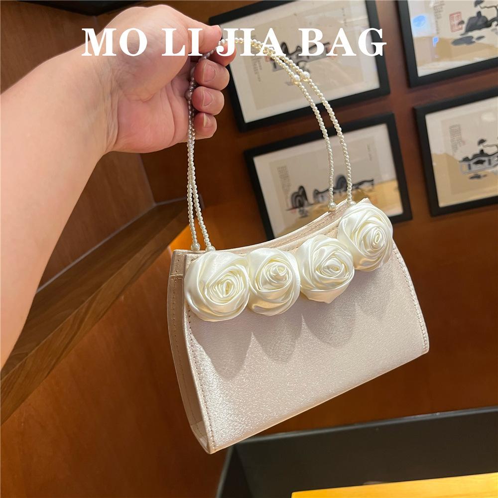 Women Clutches Rose Flower Solid Color Handbag Casual Party Wedding Evening Bag Luxury Bridal Purse Silver Banquet Bag 24x14x38cm абрикосовый
Women Clutches Rose Flower Solid Color Handbag Casual Party Wedding Evening Bag Luxury Bridal Purse Silver Banquet Bag 24x14x38cm абрикосовый