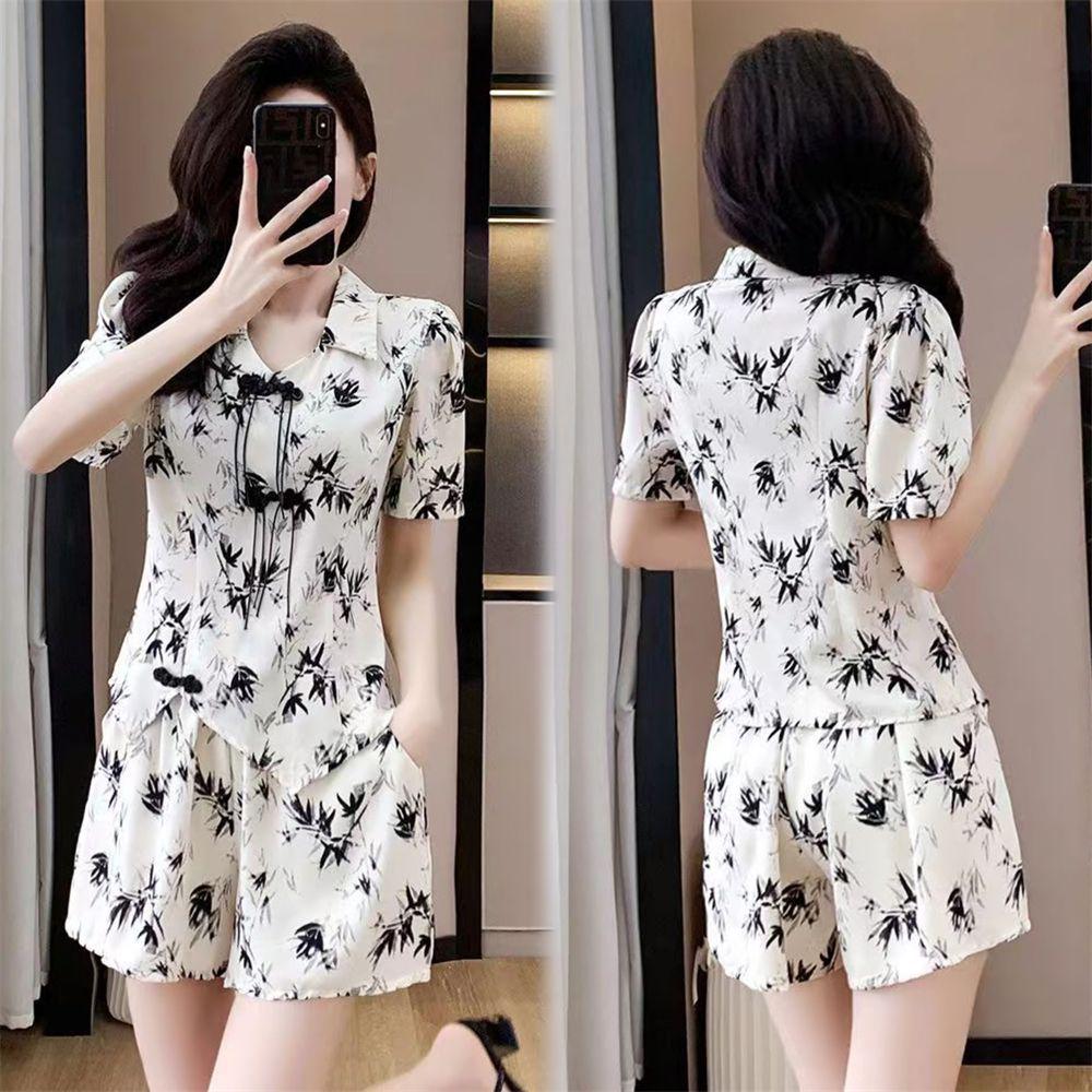 Elegant Plus Size Ink Wash Painting Two-Piece Set: Loose-Fit Top and Shorts for Women - Slimming and Age-Reducing Summer Fashion S (Recommended 70-85 jin)
Elegant Plus Size Ink Wash Painting Two-Piece Set: Loose-Fit Top and Shorts for Women - Slimming and Age-Reducing Summer Fashion S (Recommended 70-85 jin)