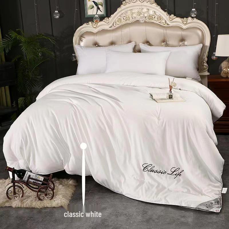 Подарочная коробка для шелкового одеяла: Идеально для студентов, свадеб и всех сезонов - весна, осень, лето, зима. 1.5*2m Summer Quilt with Packaging белый
Подарочная коробка для шелкового одеяла: Идеально для студентов, свадеб и всех сезонов - весна, осень, лето, зима. 1.5*2m Summer Quilt with Packaging белый