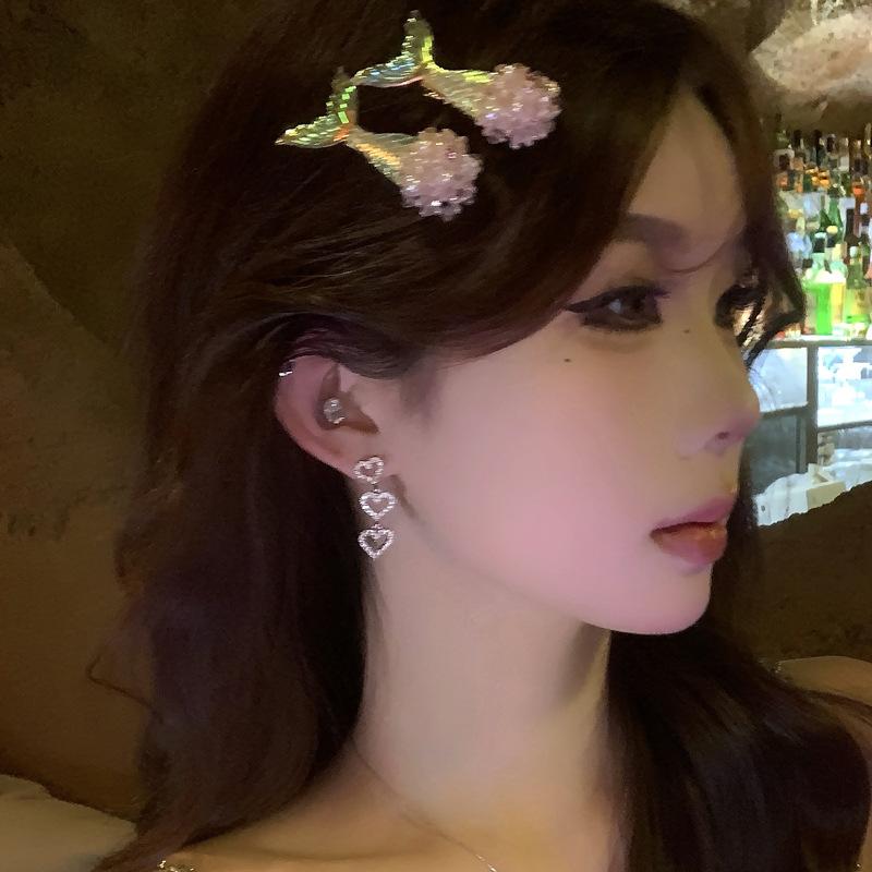 Fish tail pearl side hairpin high sense Internet celebrity light luxury temperament duck bill clip personality sweet hair accessories women
Fish tail pearl side hairpin high sense Internet celebrity light luxury temperament duck bill clip personality sweet hair accessories women