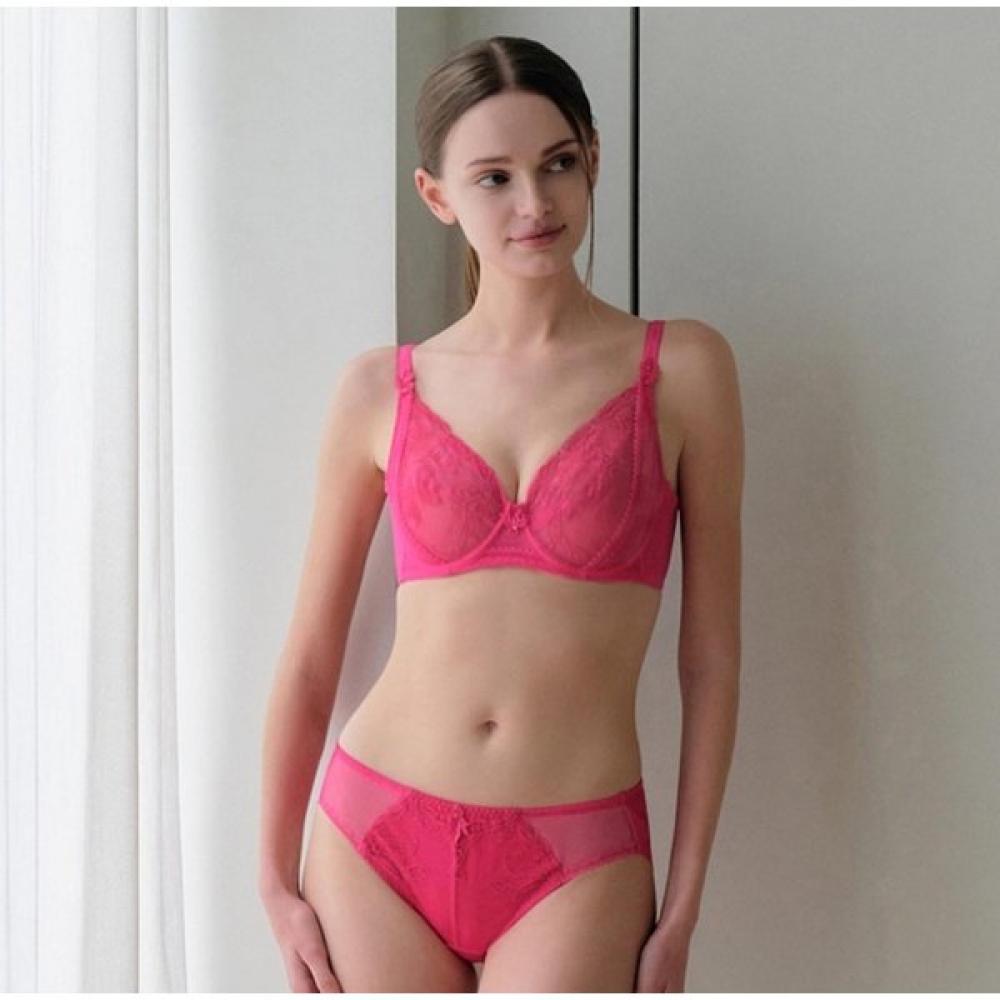 Venus Black Label Modern Lace Embroidered Hem Panty Vptb745h Hot pink/105
Venus Black Label Modern Lace Embroidered Hem Panty Vptb745h Hot pink/105