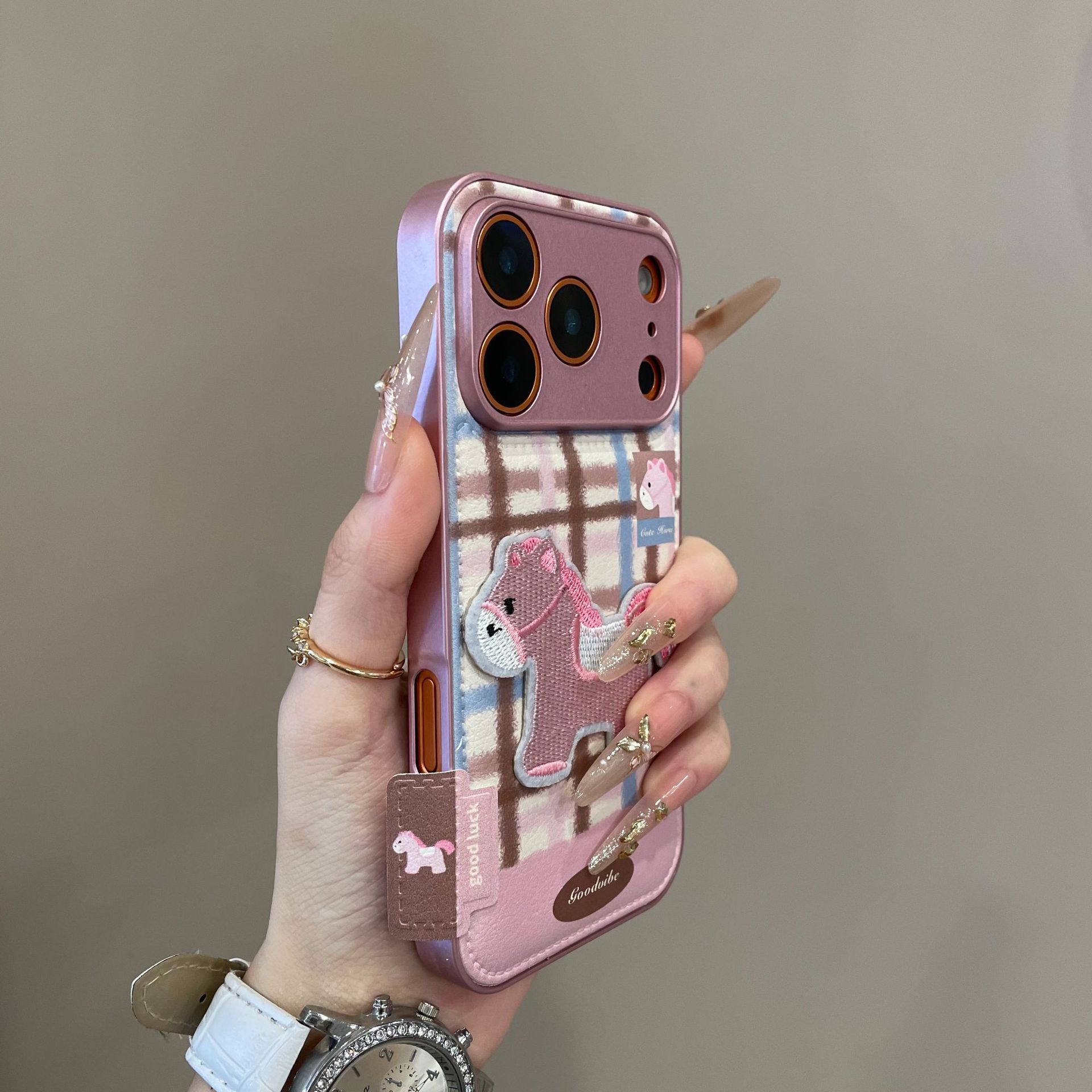 Striped pony is suitable for Apple 17Pro mobile phone case iphone16pm leather pattern personalized anti-drop apple 11
Striped pony is suitable for Apple 17Pro mobile phone case iphone16pm leather pattern personalized anti-drop apple 11