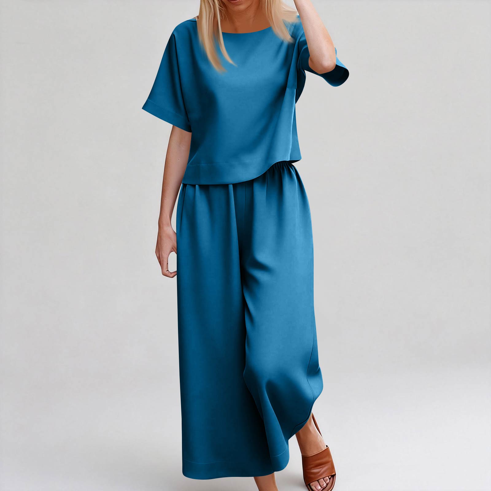 Women s 2 Piece Fashionable Casual Short Sleeve Cropped Pants Set XXL Темно-синій
Women s 2 Piece Fashionable Casual Short Sleeve Cropped Pants Set XXL Темно-синій
