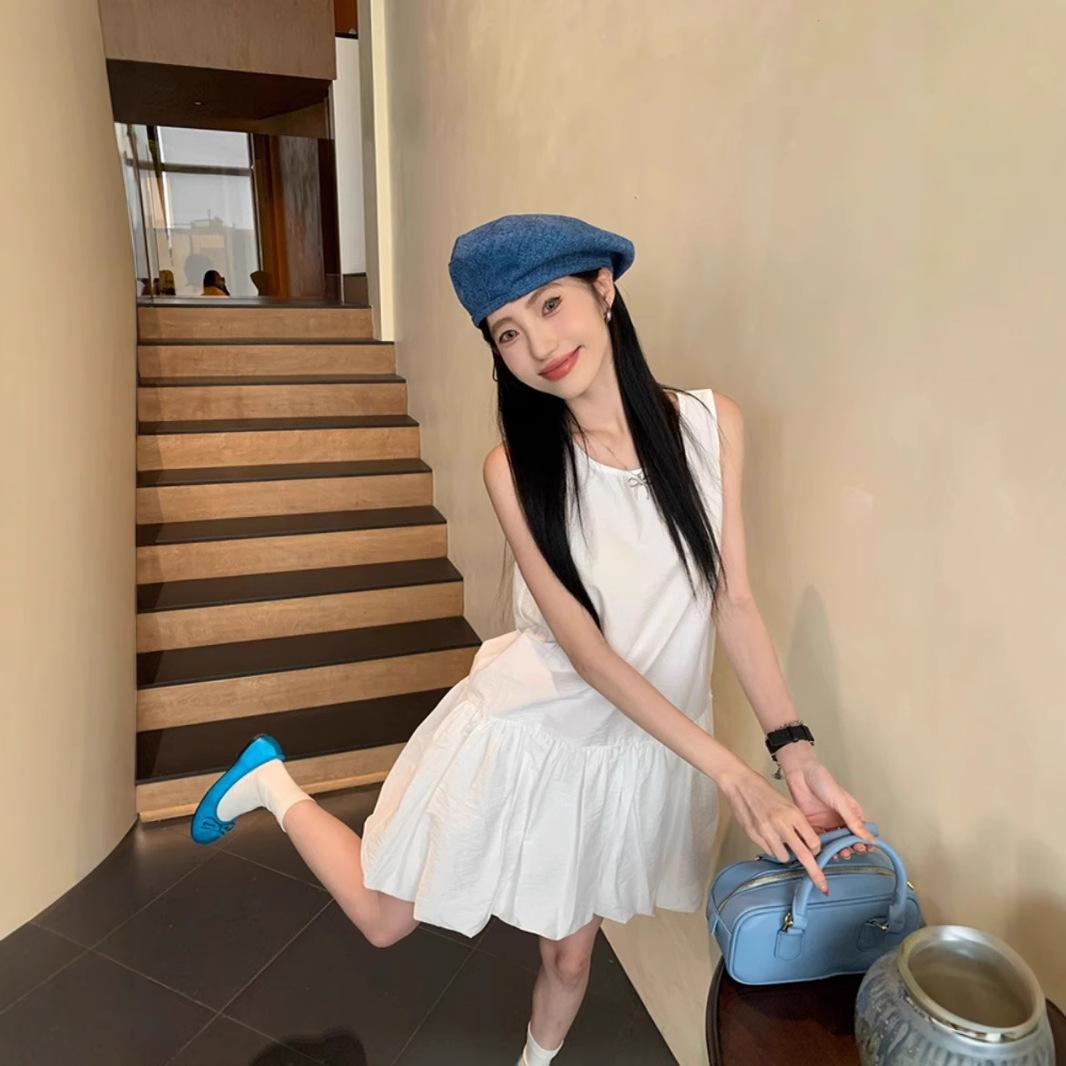 Korean White Sleeveless Vest Dress for Women In Summer Gentle Style Skirt with Small Loose Flower Bud Short Skirt S чёрный
Korean White Sleeveless Vest Dress for Women In Summer Gentle Style Skirt with Small Loose Flower Bud Short Skirt S чёрный