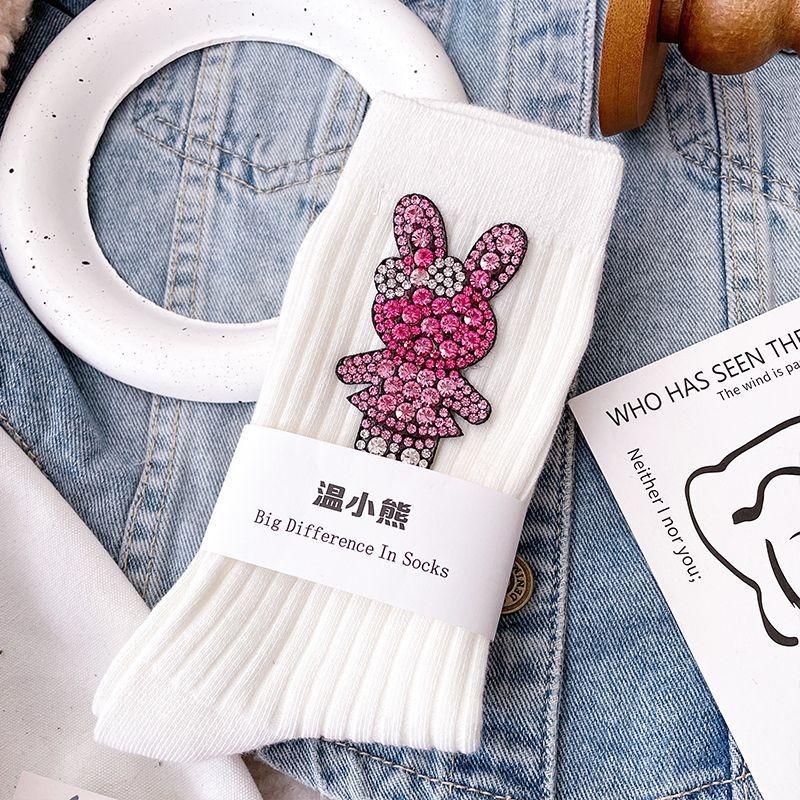 Носки с мультяшным кроликом, украшенные бриллиантами, модные женские носки с бриллиантами, удобные и дышащие рождественские чулки 35-41
Носки с мультяшным кроликом, украшенные бриллиантами, модные женские носки с бриллиантами, удобные и дышащие рождественские чулки 35-41