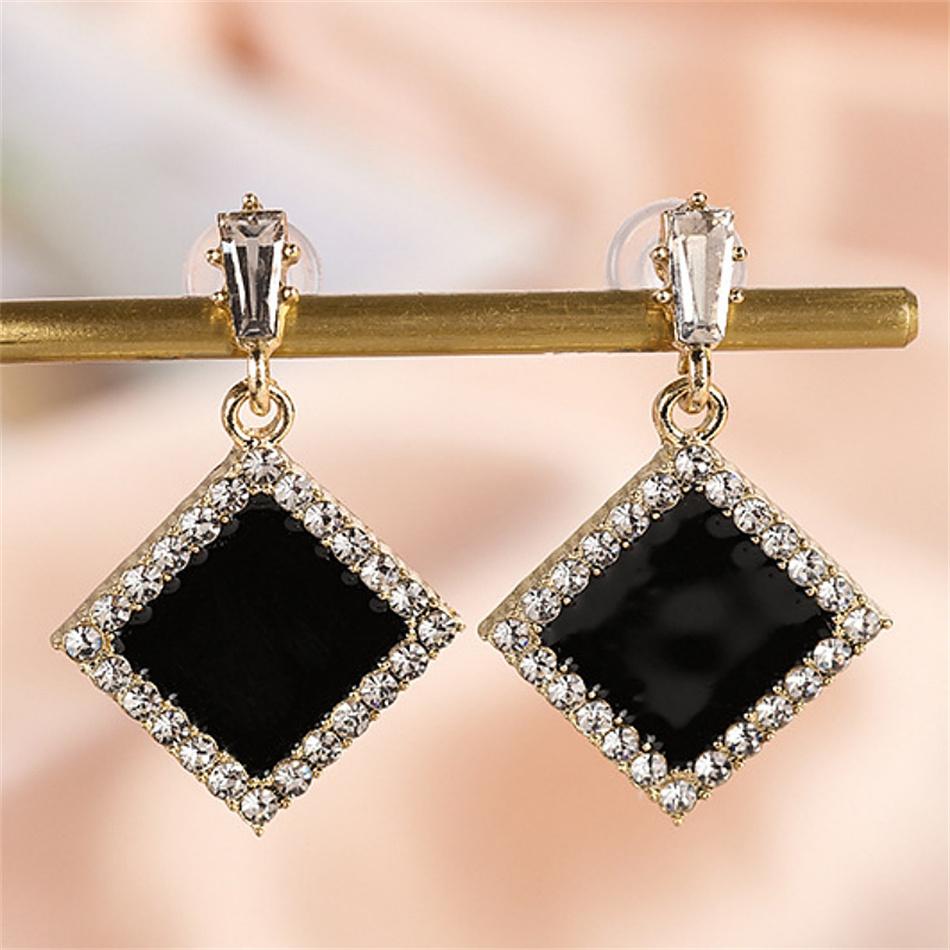 Geometric Black Square CZ Crystal Pendant Earrings Brincos for Women Girls Jewelry Christmas Gift
Geometric Black Square CZ Crystal Pendant Earrings Brincos for Women Girls Jewelry Christmas Gift