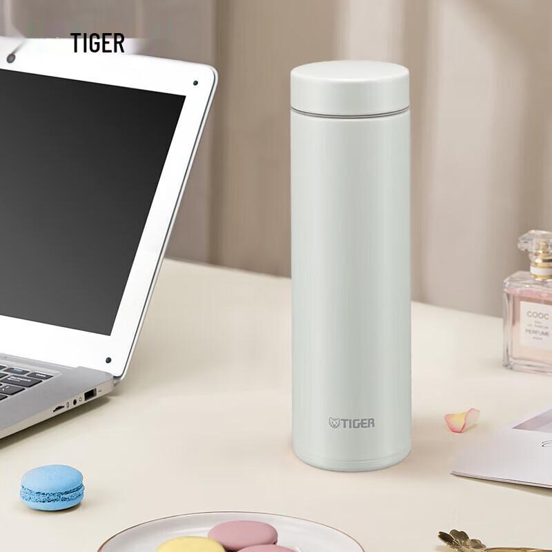 TIGER MMZ-A50C Insulated Stainless Steel Water Bottle
TIGER MMZ-A50C Insulated Stainless Steel Water Bottle