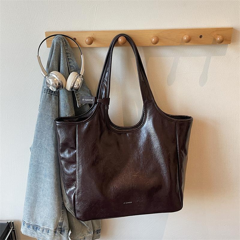 High Quality Big Tote Bags For Women Vintage Style Pure Color Shoulder Bag Large Capacity Shopper Totes Luxury Designer Handbags 47x30x17cm кавовий
High Quality Big Tote Bags For Women Vintage Style Pure Color Shoulder Bag Large Capacity Shopper Totes Luxury Designer Handbags 47x30x17cm кавовий