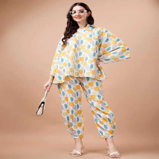 Women s Polka Dot Print Kaftan Top & Jogger Set XXL
Women s Polka Dot Print Kaftan Top & Jogger Set XXL