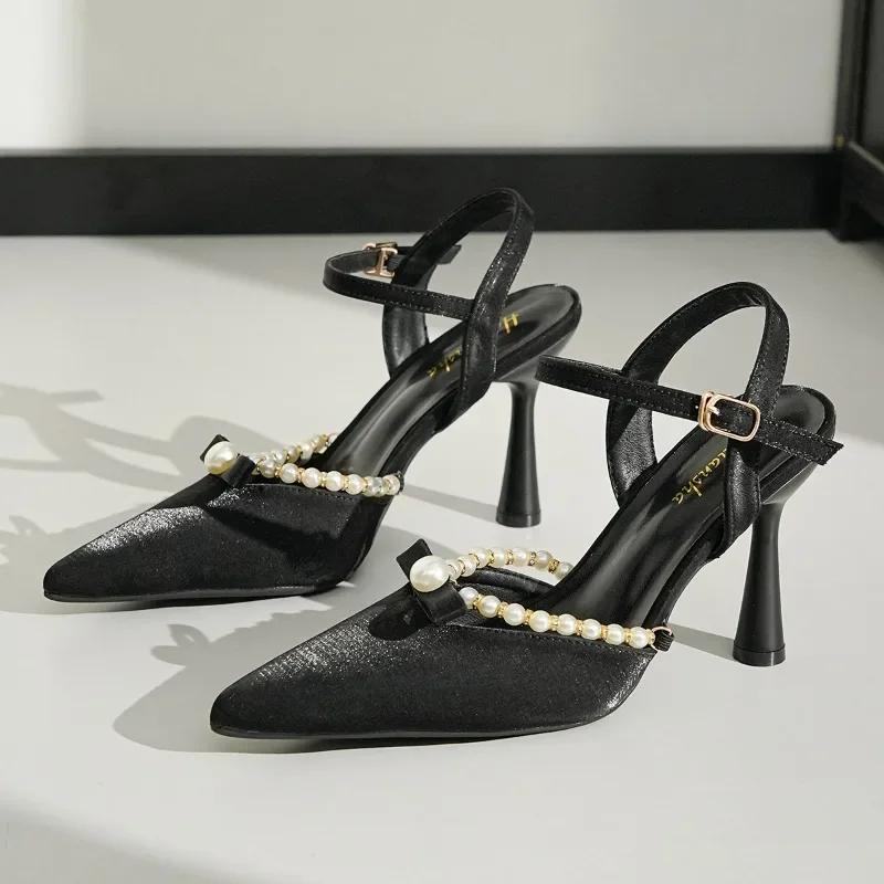 Elegant String Bead Bow Design Brand High Heel Sandals Women Luxury Satin Pointed Toe Dress Shoes Fashion Buckle Wedding Shoes 42 чорний
Elegant String Bead Bow Design Brand High Heel Sandals Women Luxury Satin Pointed Toe Dress Shoes Fashion Buckle Wedding Shoes 42 чорний