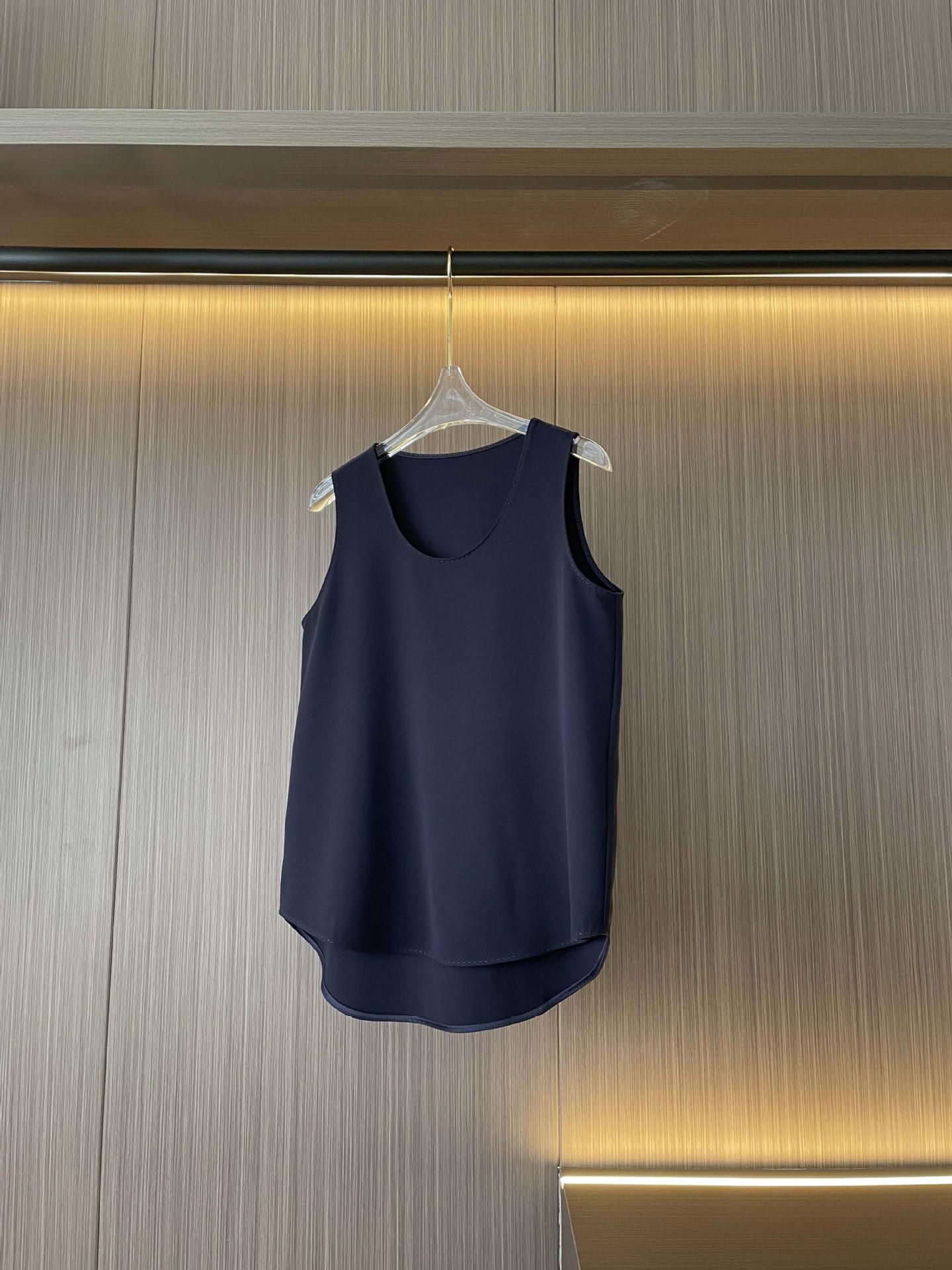 Premium Acetate Vest, Half Skirt & Pants Set: Strict Price Control Required! Large
Premium Acetate Vest, Half Skirt & Pants Set: Strict Price Control Required! Large