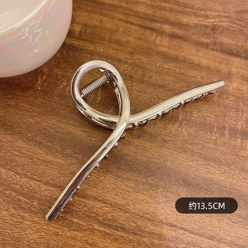 Новый Очень Большой Металлический Зажим для Волос Глянцевый Захват Клипса Зажим для Хвоста Сплав Крест Зажим для Волос Модные Аксессуары для Волос Заколка
Новый Очень Большой Металлический Зажим для Волос Глянцевый Захват Клипса Зажим для Хвоста Сплав Крест Зажим для Волос Модные Аксессуары для Волос Заколка