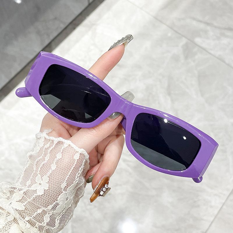 Rectangle Frame Sunglasses UV Protection Lightweight Durable Plastic Material Comfortable Fit Suitable for Outdoor Activities One Size
Rectangle Frame Sunglasses UV Protection Lightweight Durable Plastic Material Comfortable Fit Suitable for Outdoor Activities One Size