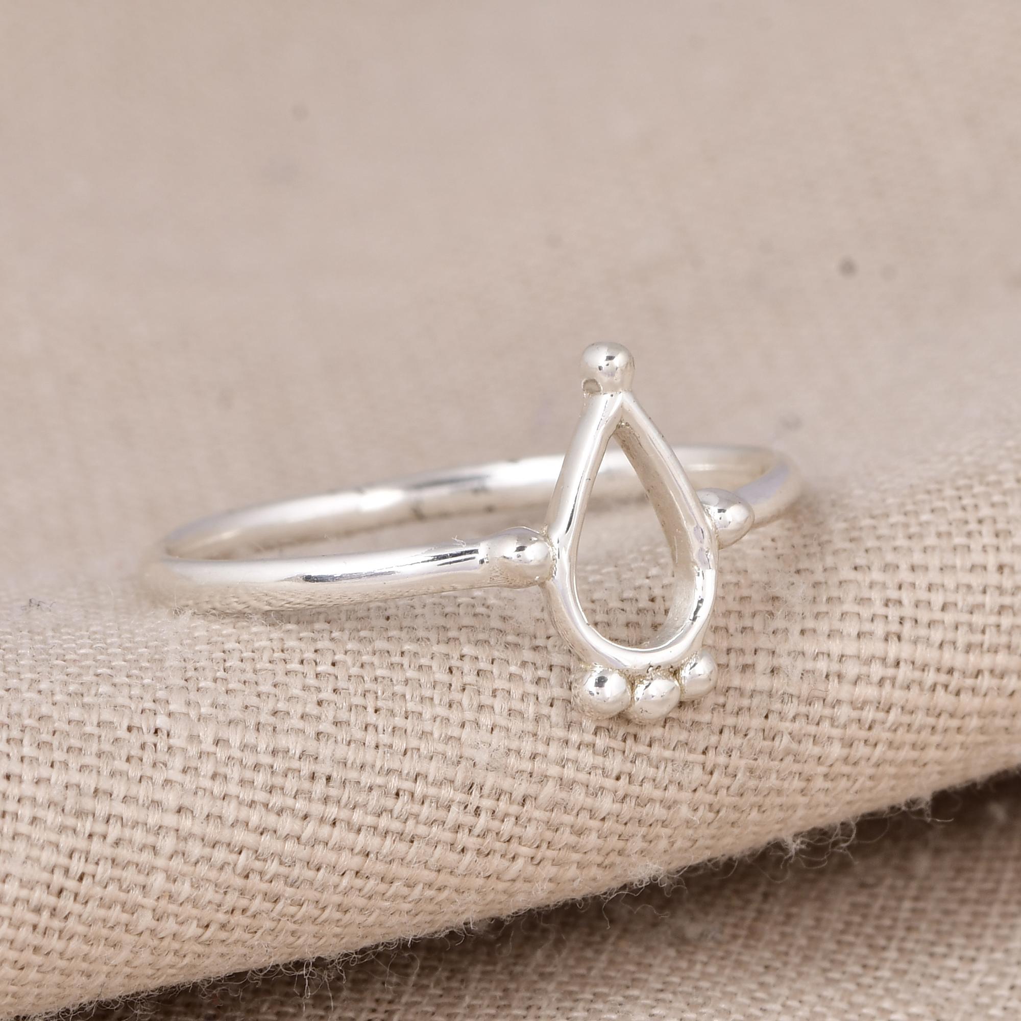 Minimalist Teardrop Silver Ring, Dainty Open Drop Ring, Sterling Silver Stackable Ring, Handmade Everyday Jewelry, Gift for Her 5
Minimalist Teardrop Silver Ring, Dainty Open Drop Ring, Sterling Silver Stackable Ring, Handmade Everyday Jewelry, Gift for Her 5