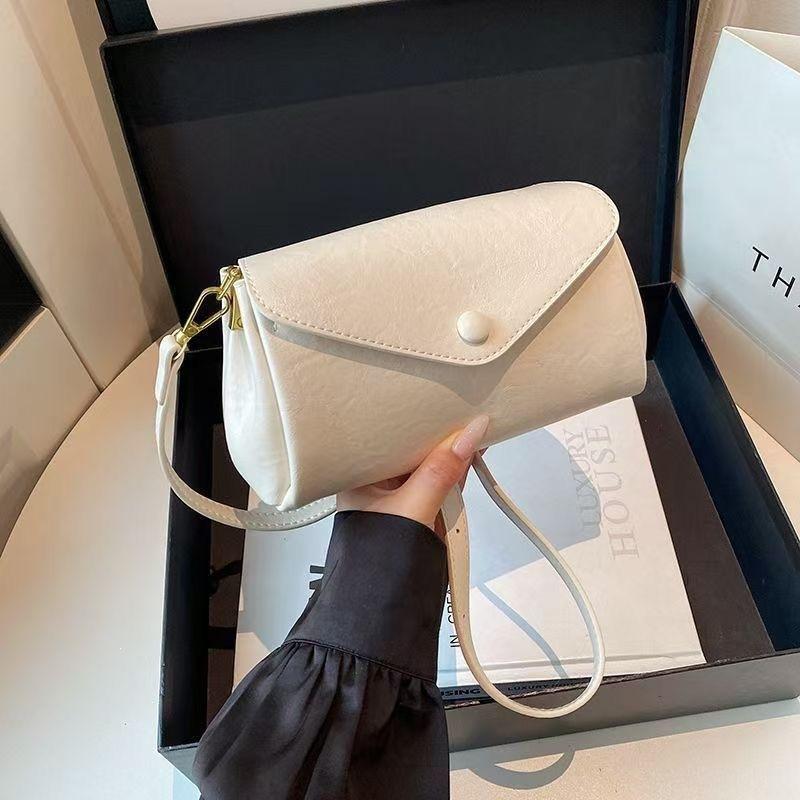 Women s bag multi-layer temperament single shoulder versatile small bag casual new commuter messenger bag bag simple style A
Women s bag multi-layer temperament single shoulder versatile small bag casual new commuter messenger bag bag simple style A
