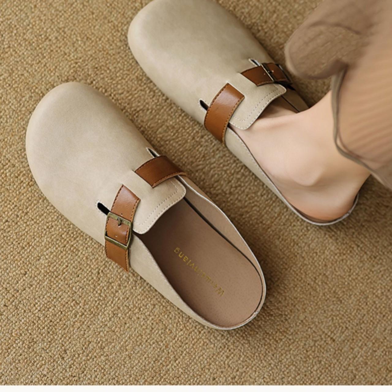 French Birkenstocks women s 2025 new summer Birkenstocks bag head half slippers one pedal lazy shoes women s shoes 35
French Birkenstocks women s 2025 new summer Birkenstocks bag head half slippers one pedal lazy shoes women s shoes 35