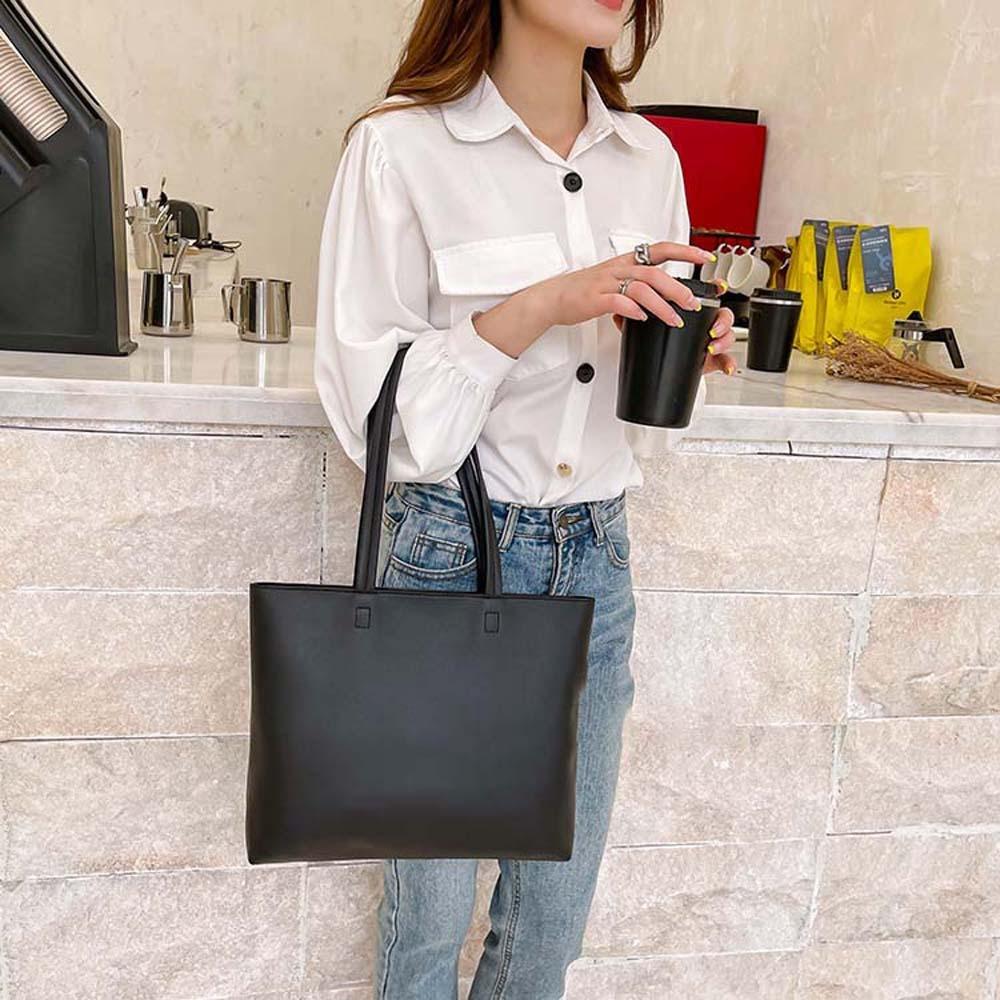 Large Capacity Solid Color Handbag Anti-splash Water French Underarm Bag Soft PU Tote Bag Party білий
Large Capacity Solid Color Handbag Anti-splash Water French Underarm Bag Soft PU Tote Bag Party білий
