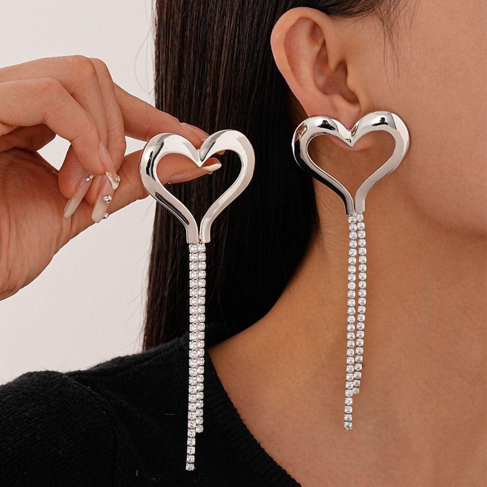 Rhinestone Heart Earrings Temperament Drop Earrings Exquisite Long Tassel Earrings Women срібний
Rhinestone Heart Earrings Temperament Drop Earrings Exquisite Long Tassel Earrings Women срібний