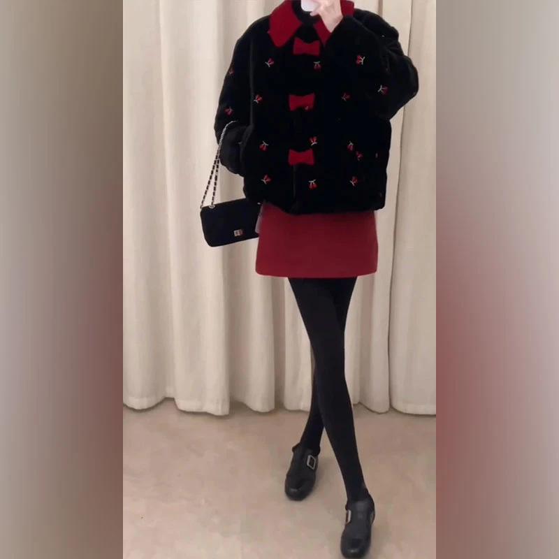 Salt-Style Color Block Autumn/Winter Coat & High-Waisted Skirt Set S (80-95 jin)
Salt-Style Color Block Autumn/Winter Coat & High-Waisted Skirt Set S (80-95 jin)
