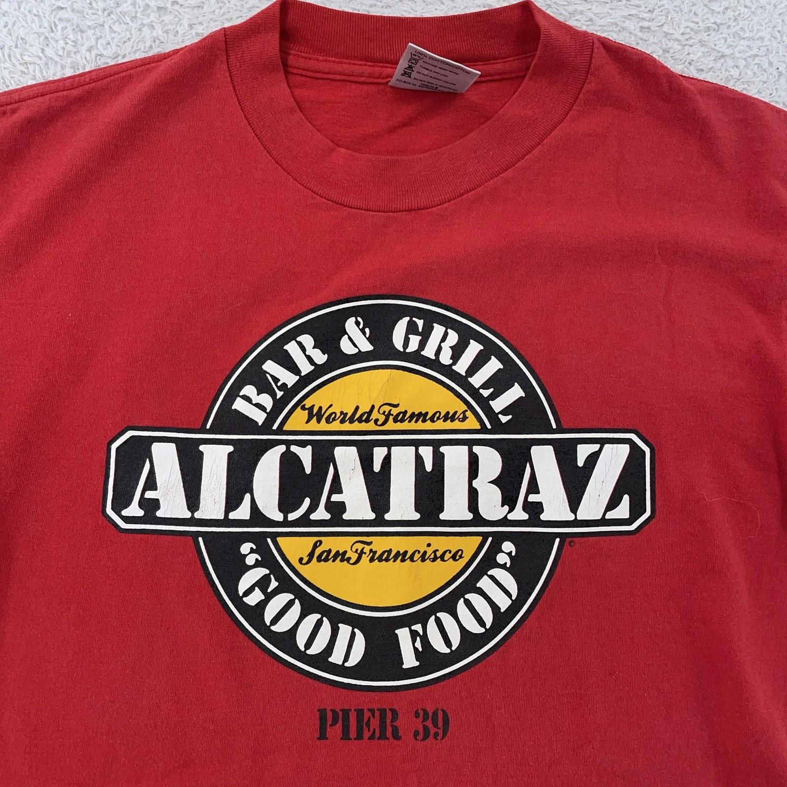 Винтаж Т-shirt с шуткой про тюрьму Алькатрас Bar & Grill Размер Medium Сан-Франциско Пирс 39 90-е S
Винтаж Т-shirt с шуткой про тюрьму Алькатрас Bar & Grill Размер Medium Сан-Франциско Пирс 39 90-е S