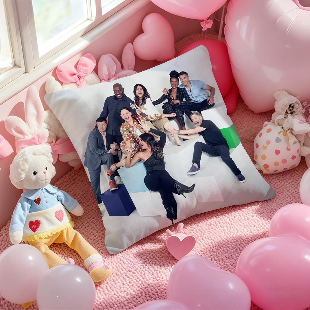The R-Rookie L A Pillow Case Soft Plush Fabric Double-Sided Printed Cushion Cover Warm Winter Sofa Pillow Case 30cmx30cm
The R-Rookie L A Pillow Case Soft Plush Fabric Double-Sided Printed Cushion Cover Warm Winter Sofa Pillow Case 30cmx30cm
