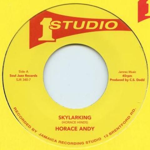 7inch Record HORACE ANDY / DUB SPECIALIST - Skylarking / Sky Rhythm SJR340 Soul Jazz Recor UK Reggae, Ska & Dub
7inch Record HORACE ANDY / DUB SPECIALIST - Skylarking / Sky Rhythm SJR340 Soul Jazz Recor UK Reggae, Ska & Dub
