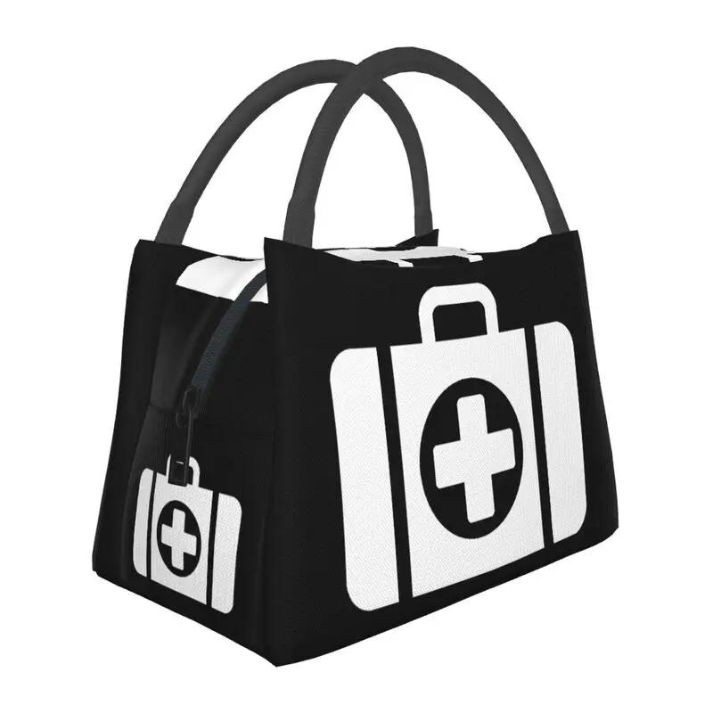 Custom Enfermera En Apuros Cartoon Doctor Nurse Insulated Lunch Bags for Portable Thermal Cooler Food Lunch Box Camping Travel 28x17x16CM
Custom Enfermera En Apuros Cartoon Doctor Nurse Insulated Lunch Bags for Portable Thermal Cooler Food Lunch Box Camping Travel 28x17x16CM