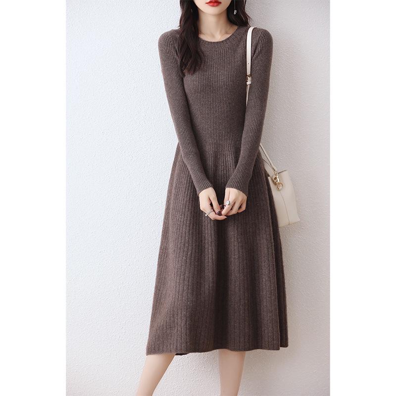 Women s Extra Long Wool Knitted Dress - Round Neck, Slim Fit, Waist-Hugging, Over-the-Knee, Autumn/Winter Style S (suitable for 90-100 jin)
Women s Extra Long Wool Knitted Dress - Round Neck, Slim Fit, Waist-Hugging, Over-the-Knee, Autumn/Winter Style S (suitable for 90-100 jin)