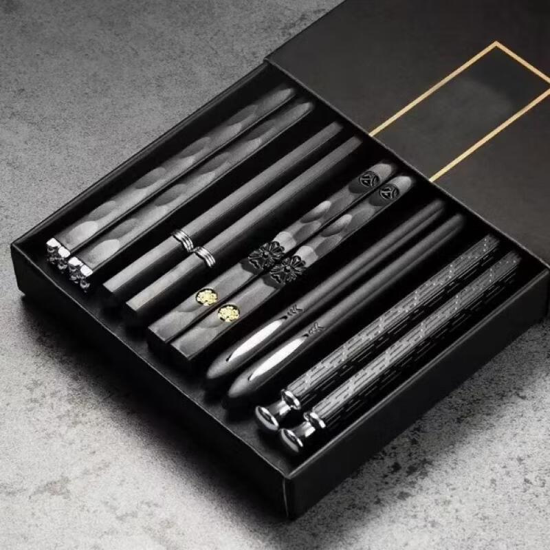 Ru Han Japanese Carved Silver-Tipped Healthy Serving Chopsticks
Ru Han Japanese Carved Silver-Tipped Healthy Serving Chopsticks